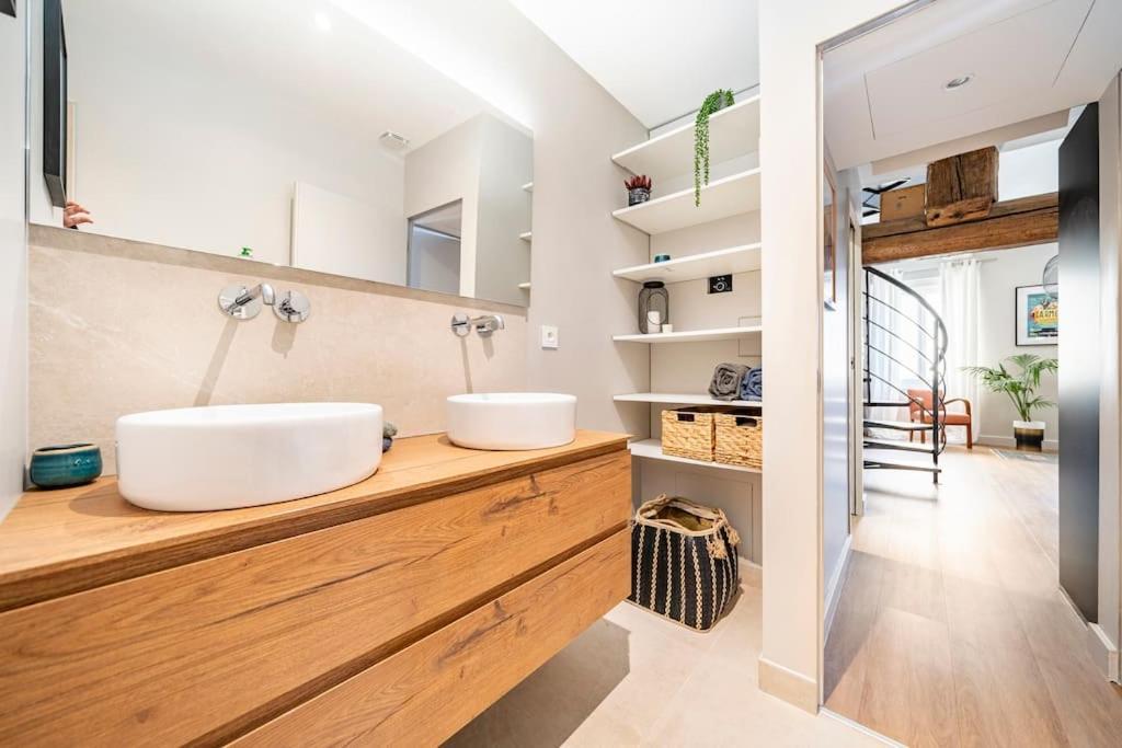 Superbe Appartement Intramuros Авиньон Экстерьер фото